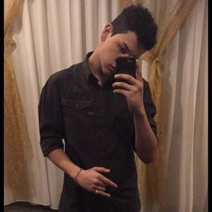 Meet your Posher, Santiago